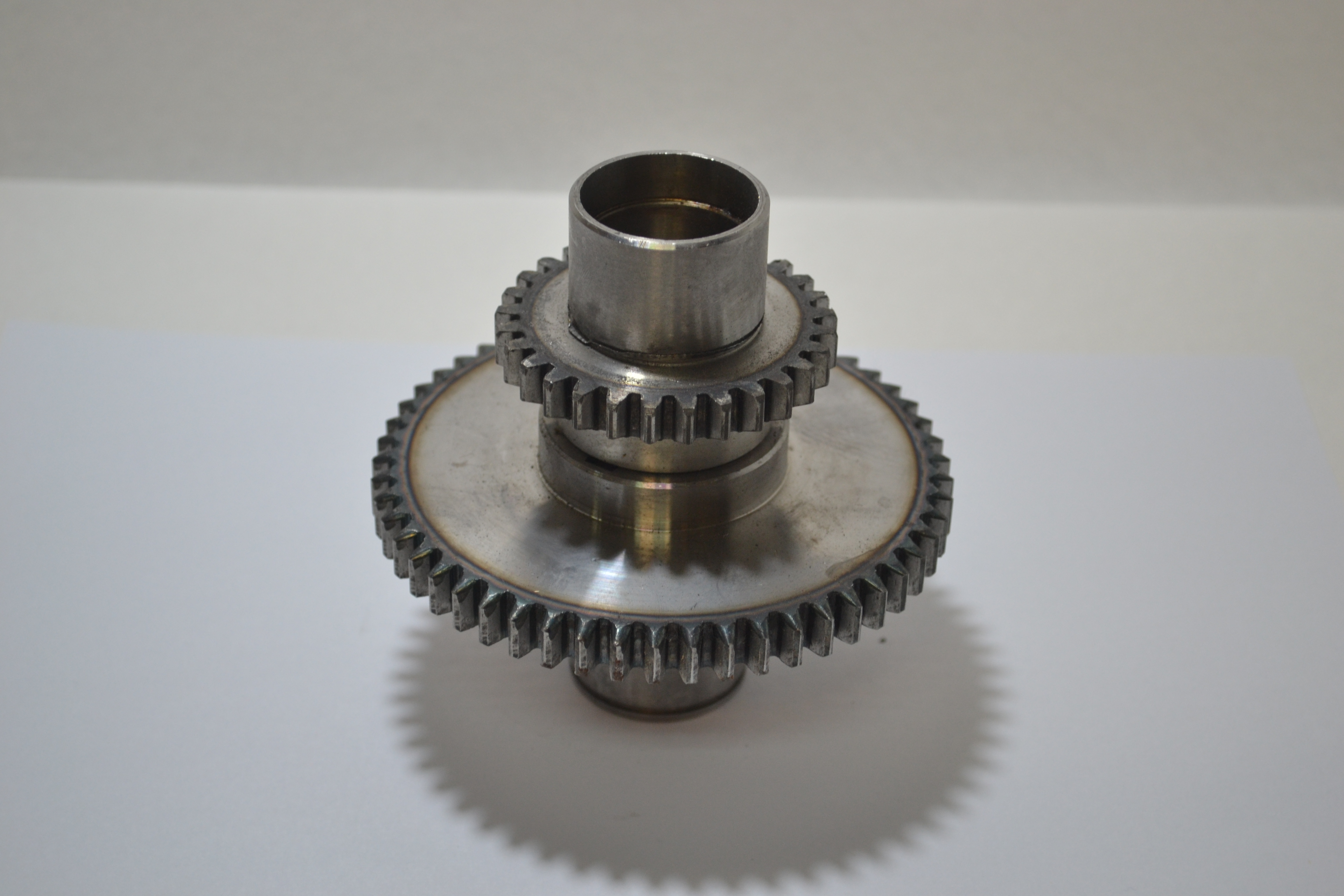 ZX 45 SPINDLE SLEEVE GEAR  83R/GEAR